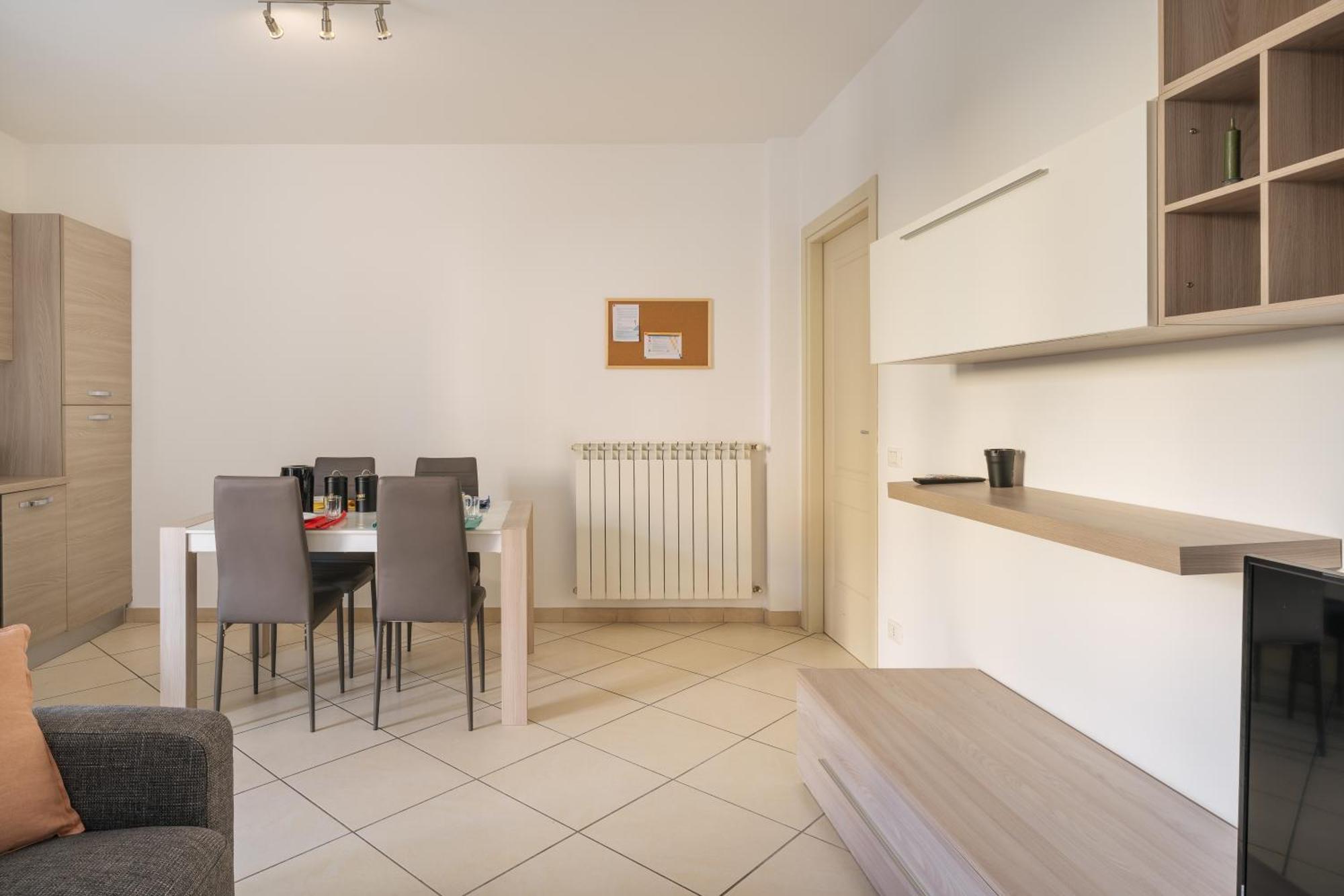 A Casa Di Anto Apartment ลุคคา ภายนอก รูปภาพ